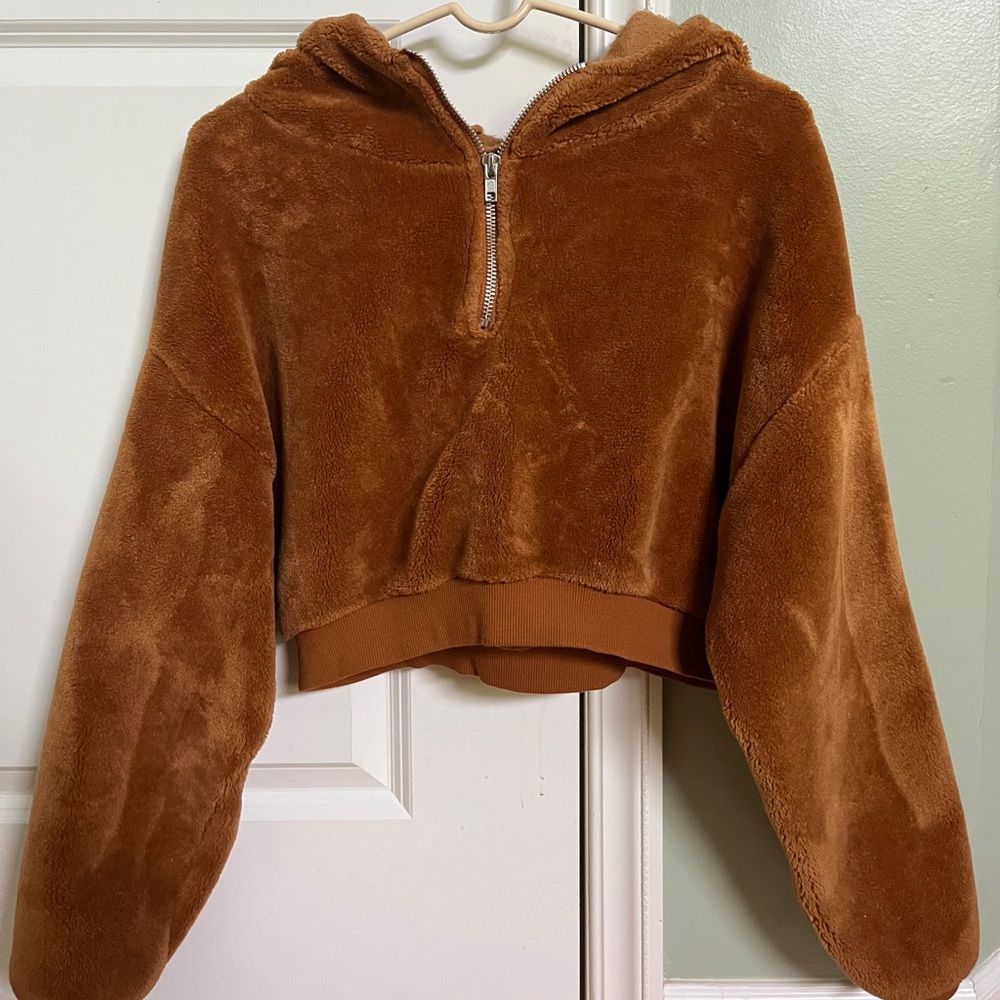 xs bdg urban outfitters teddy brown fuzzy cropped quarter zip with hood